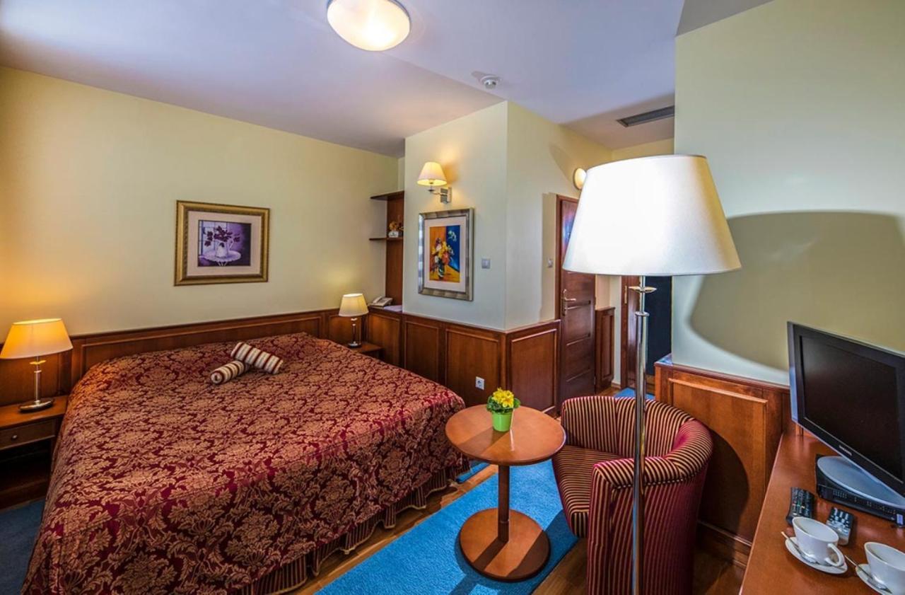 Hotel Forest Hills ジルク エクステリア 写真