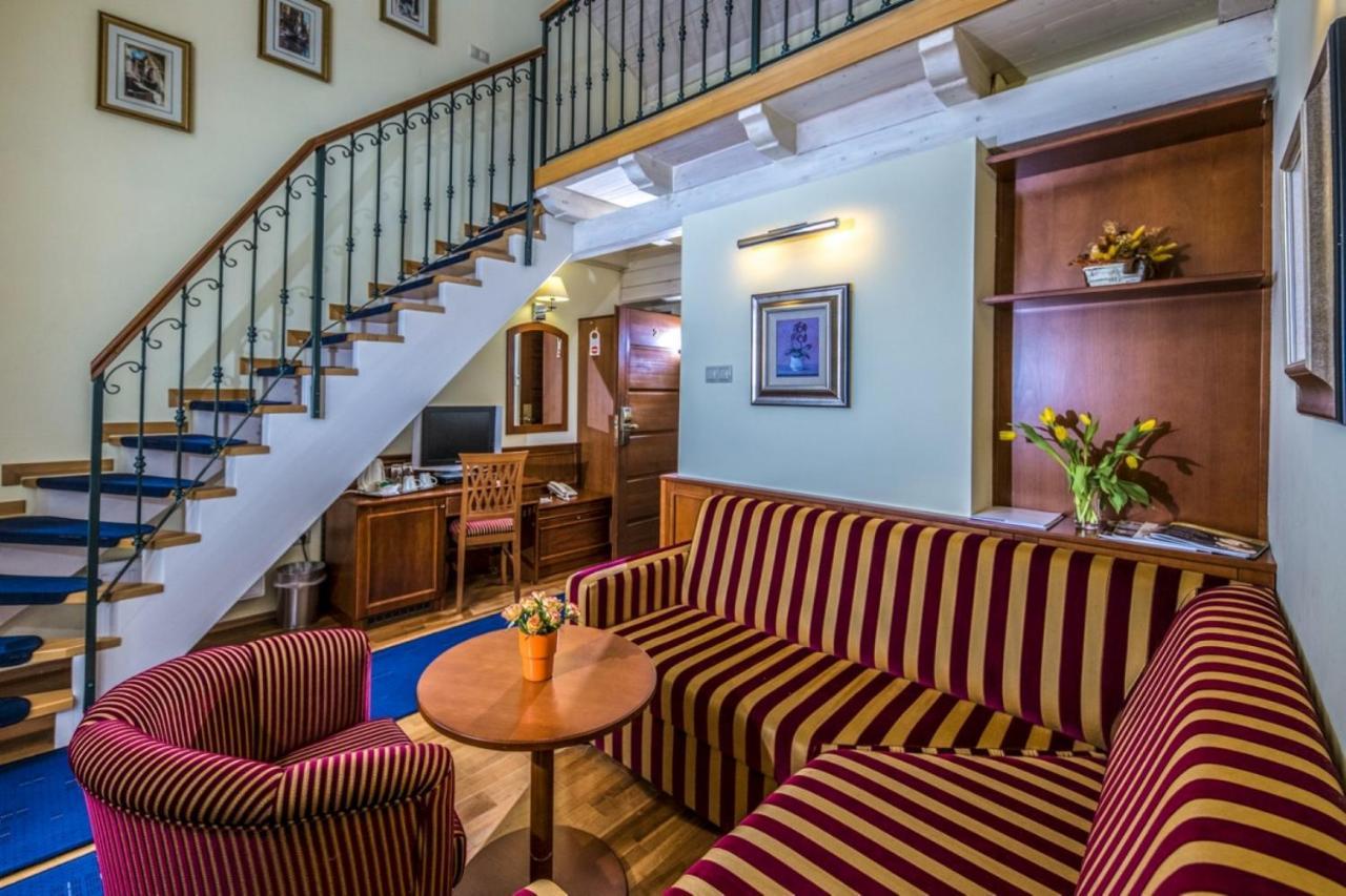 Hotel Forest Hills ジルク エクステリア 写真